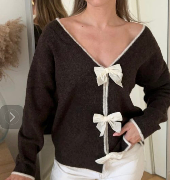 Bows Sweater Brown